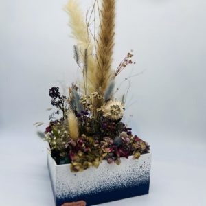 Trockenblumen in Kosmetikbox